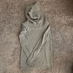 Gap cowl neck sweater